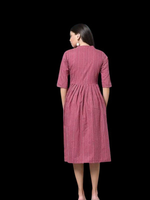Houseofcommonv Women Striped A-line Kurta(Maroon)