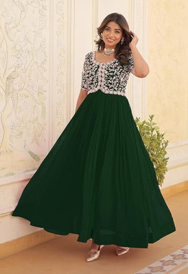FOXDX Women Embroidered Anarkali Kurta(Green)