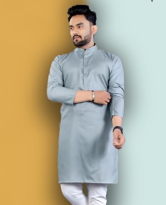 LookMakers Men Solid Straight Kurta(Silver)