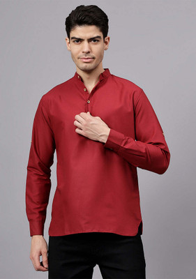 Vashuqi Men Solid A-line Kurta(Maroon)