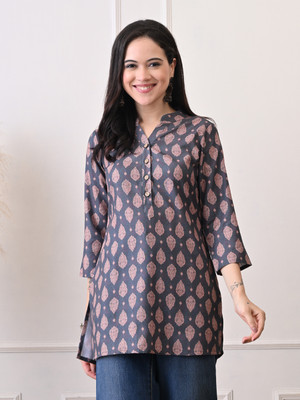 Akshatani Women Printed Tunic Kurta(Grey, Pink)