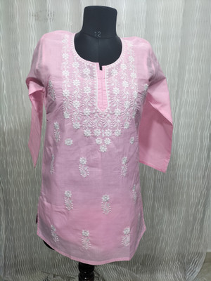 The Chikankari Story Women Embroidered Straight Kurta(Black)