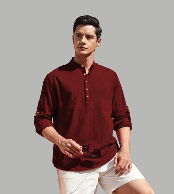 Apektra Men Solid Straight Kurta(Maroon)