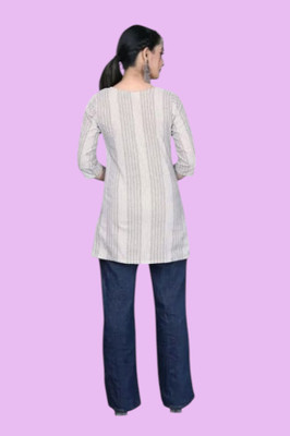 SUHANIKA Women Self Design Straight Kurta(White)