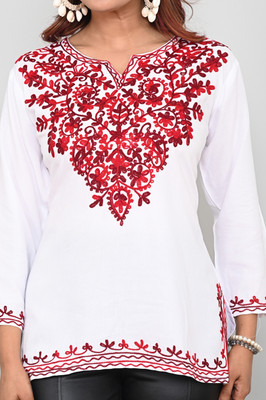 NAIDA Women Embroidered Straight Kurta(White, Red)