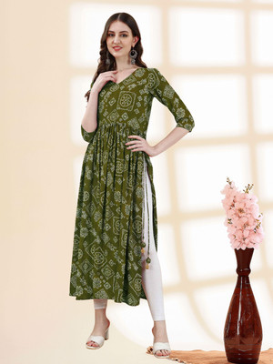 Majesta Women Printed Flared Kurta(Green)