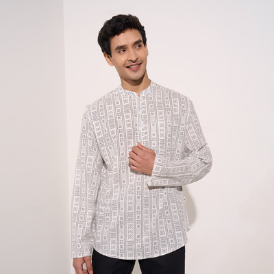 Indus Route by Pantaloons Men Printed A-line Kurta(White, Black)
