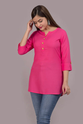 GoldetEra Women Solid Straight Kurta(Pink)