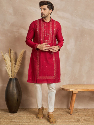 House of Pataudi Men Geometric Print Straight Kurta(Red)