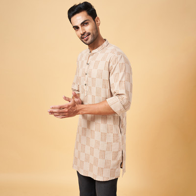 Indus Route by Pantaloons Men Printed Straight Kurta(Beige)
