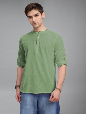 Apektra Men Solid Straight Kurta(Light Green)