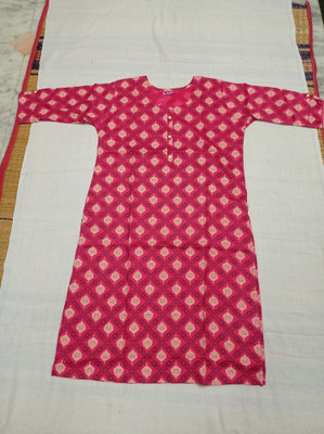 Nasiya Traders Women Printed, Geometric Print A-line Kurta(Pink)