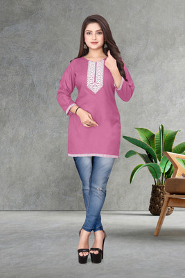 MAHADEVSQUARE Women Embroidered Tunic Kurta(Pink)