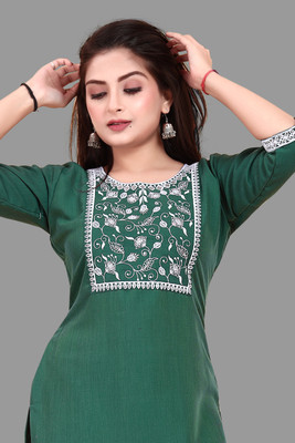 HARISH TEXTILE Women Embroidered A-line Kurta(Green)