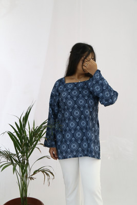 aanzri Women Printed, Geometric Print A-line Kurta(Blue)