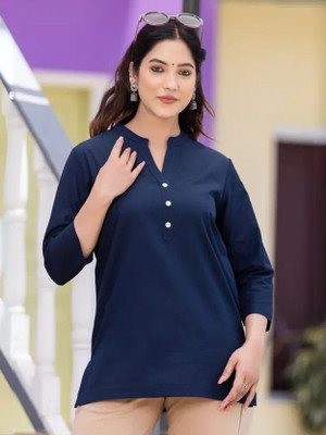 vraddhi Women Solid Straight Kurta(Blue)