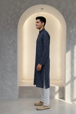 JUGG JUGG JEEYO Men Self Design Straight Kurta(Blue)