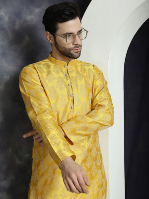 ANOUK Men Printed Straight Kurta(Yellow)