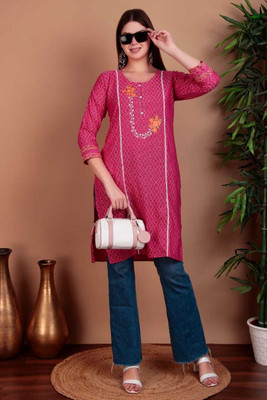 Asora Women Embroidered Straight Kurta(Pink)