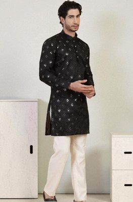 Bisswas Men Embroidered, Embellished Straight Kurta(Black)