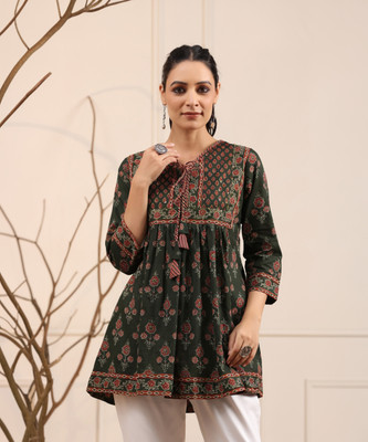Rain & Rainbow Women Floral Print Straight Kurta(Green)