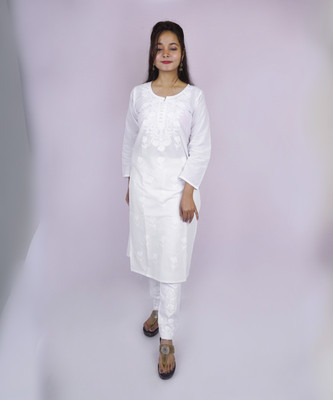 Adab chikan handicraft Women Embroidered A-line Kurta(White)