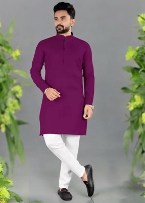 The Fashion Outlets Men Solid Straight Kurta(Purple)