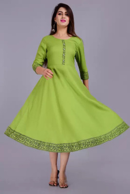 Shunit creation Women Solid Anarkali Kurta(Green)