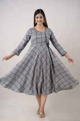 fantasy fab Women Printed Flared Kurta(Multicolor)