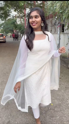 Jay Gopal Tex Women Embroidered Straight Kurta(White)