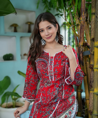 Tabeedah Women Self Design Pakistani Kurta(Red)