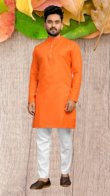 Vastr Men Solid Straight Kurta(Orange)
