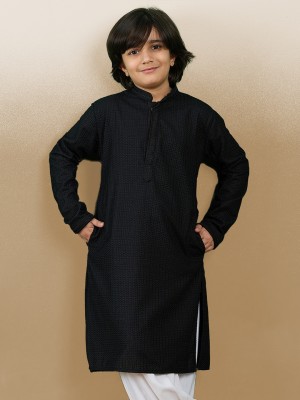 Sanwara Boys Embroidered Straight Kurta(Black)