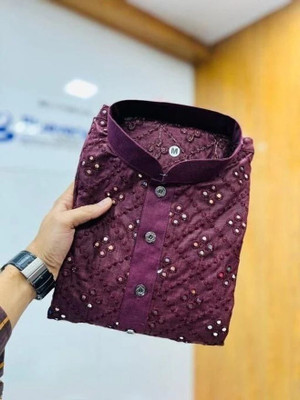 SR Fashion Men Embroidered Straight Kurta(Purple)