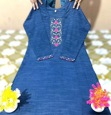 AuzaSho Collection Women Self Design Straight Kurta(Blue)