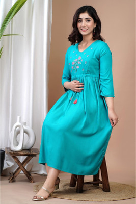 Tropwear Women Embroidered Anarkali Kurta(Green)