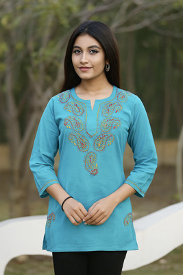 Neelam Chikan Women Embroidered Straight Kurta(Blue)