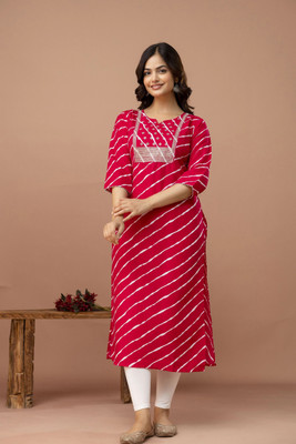 Sehrish Store Women Embroidered Straight Kurta(Red)