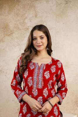 Zaneta Women Floral Print Straight Kurta(Maroon)