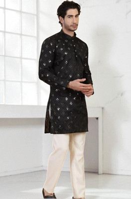 BISWAS Men Embroidered, Embellished Straight Kurta(Black)
