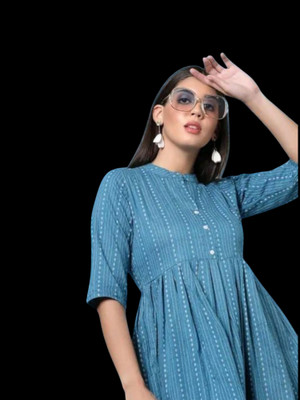 Houseofcommonv Women Striped A-line Kurta(Blue)