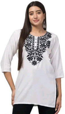 SABA ENTERPRISES Women Embroidered Straight Kurta(White)