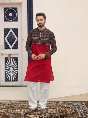 Varbandhan Men Printed Straight Kurta(Red)