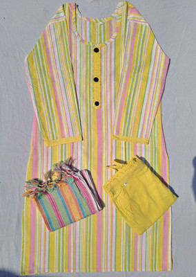 Dream World Fashion Women Striped A-line Kurta(Yellow)