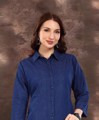SK Creation Women Self Design Straight Kurta(Blue)