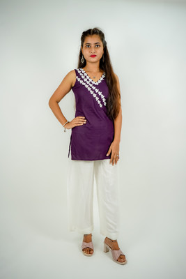 MAVI Collection Women Solid Straight Kurta(Purple)