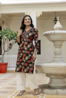 SI and KU Fabrics Women Printed A-line Kurta(Black, Multicolor)