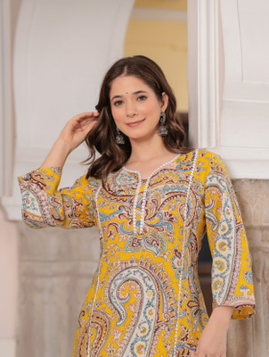 Hisham Women Self Design Pakistani Kurta(Multicolor)