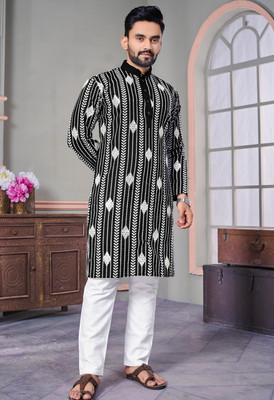 FOXDX Men Embellished A-line Kurta(Black)