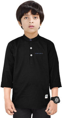 NirvaanaTrends Boys Solid Straight Kurta(Black)
